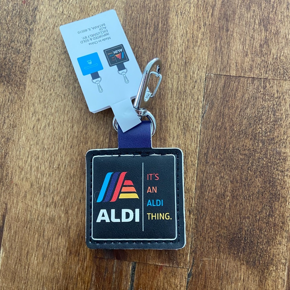 Aldi keychain coin holder